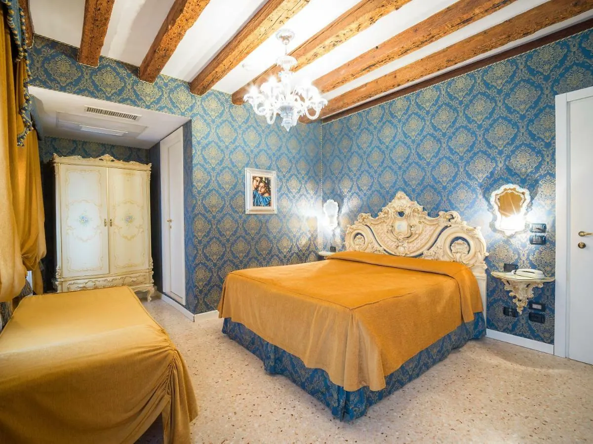 Dimora Marciana Bed & Breakfast Venice 3*,  Italy